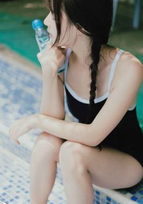 日本边吃奶边摸边做视频免费_中文字幕在线观看