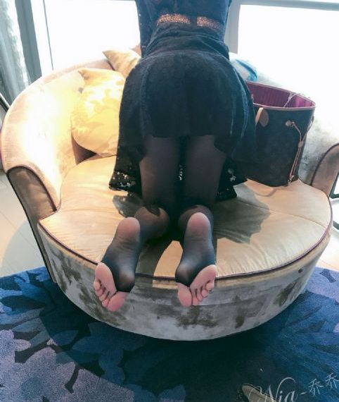 色婷婷综合成人_BD英语手机在线观看