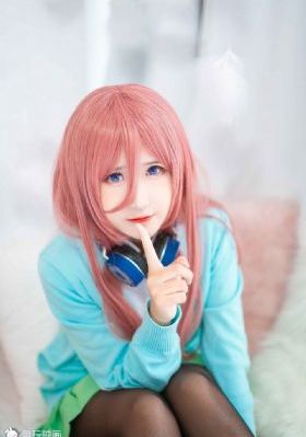 日韩无码色欲丝袜av免费进入观看_BD韩语完整在线观看