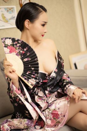 成人亚洲片v一区二区三区婷婷_高清版日韩电影在线