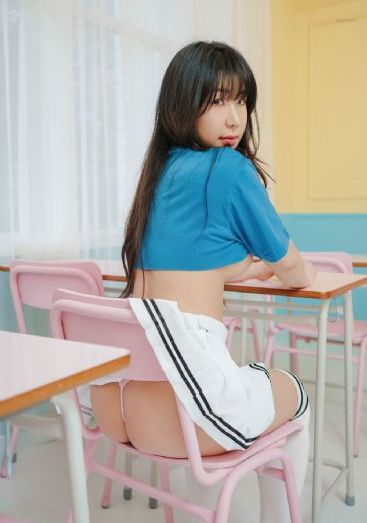 美女18黄网站视频蜜臀AV_电影无删减版