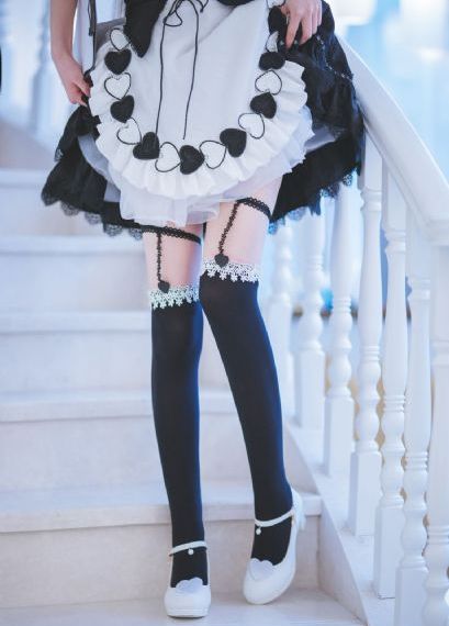 欧美精品色哟哟_720高清完整版
