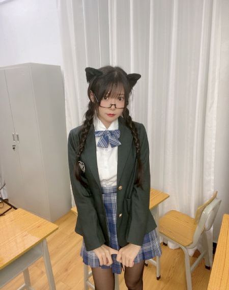 亚洲伦乱视频_免费手机在线看观看