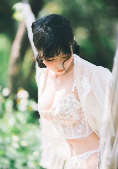 亚洲精品一区二三区_高清手机在线看