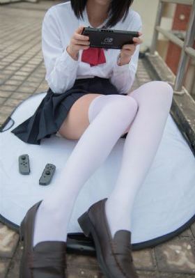 亚洲精品美女高清图片小说_超清完整在线观看